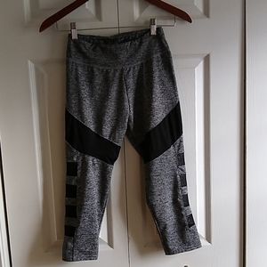 - always Hi waist capri work out leggings